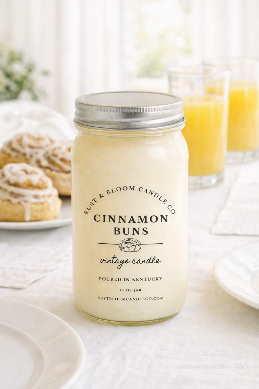 Cinnamon Buns 16 Oz Soy Candle